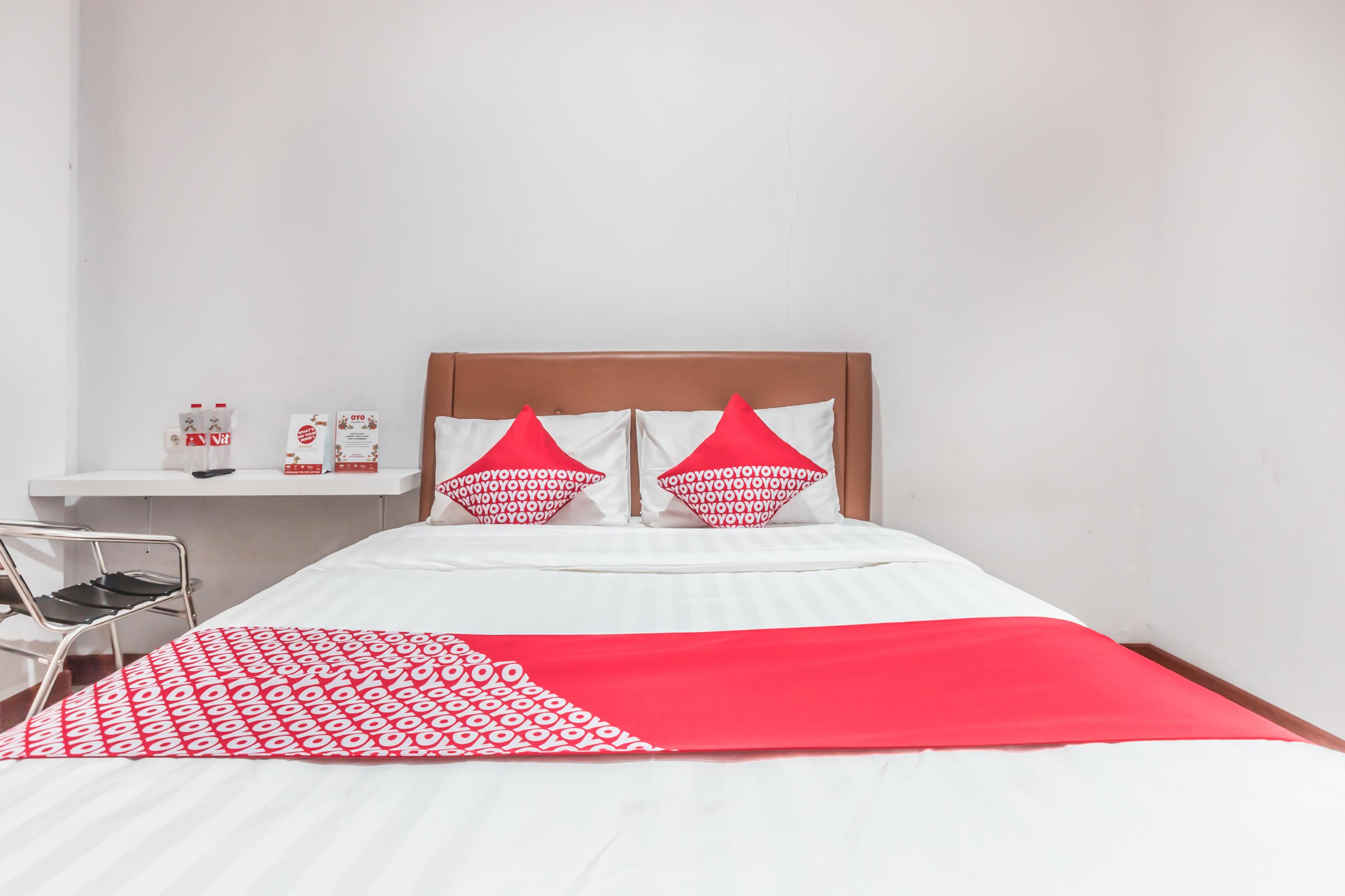 Oyo 1555 Unik Guesthouse Syariah Jakarta Kültér fotó